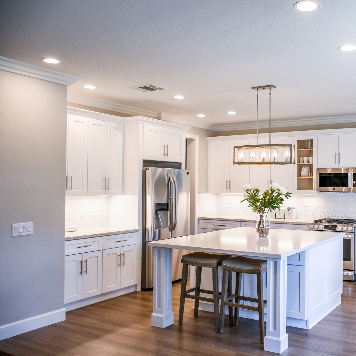 a kitchen cleaned by VIP Maids